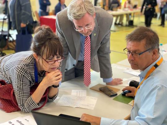 Gespräche beim Genealogentag in Tapfheim